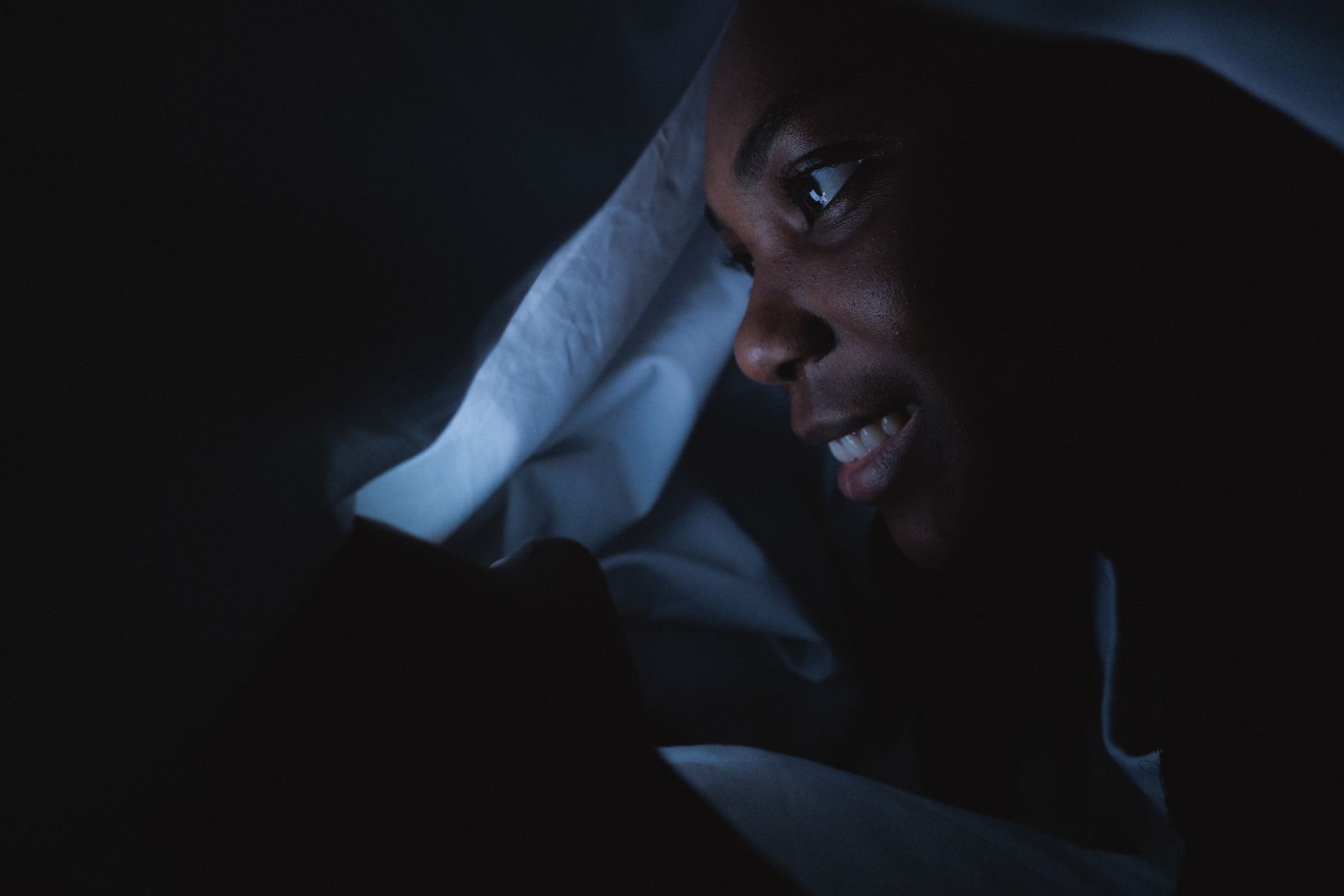 Late-Night Screen Time Doesn't Just Delay Sleep - It Changes What Kind of Sleep You Get