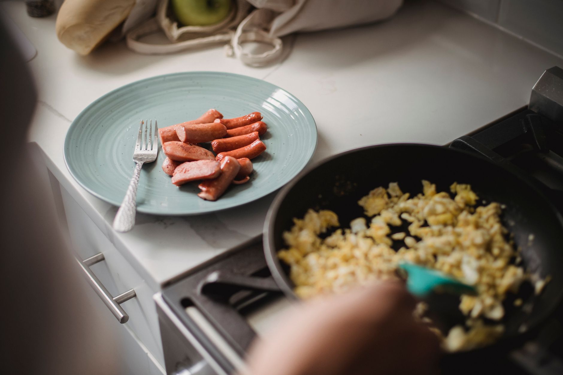 Protein Timing Is Mostly a Distraction From Total Protein Intake
